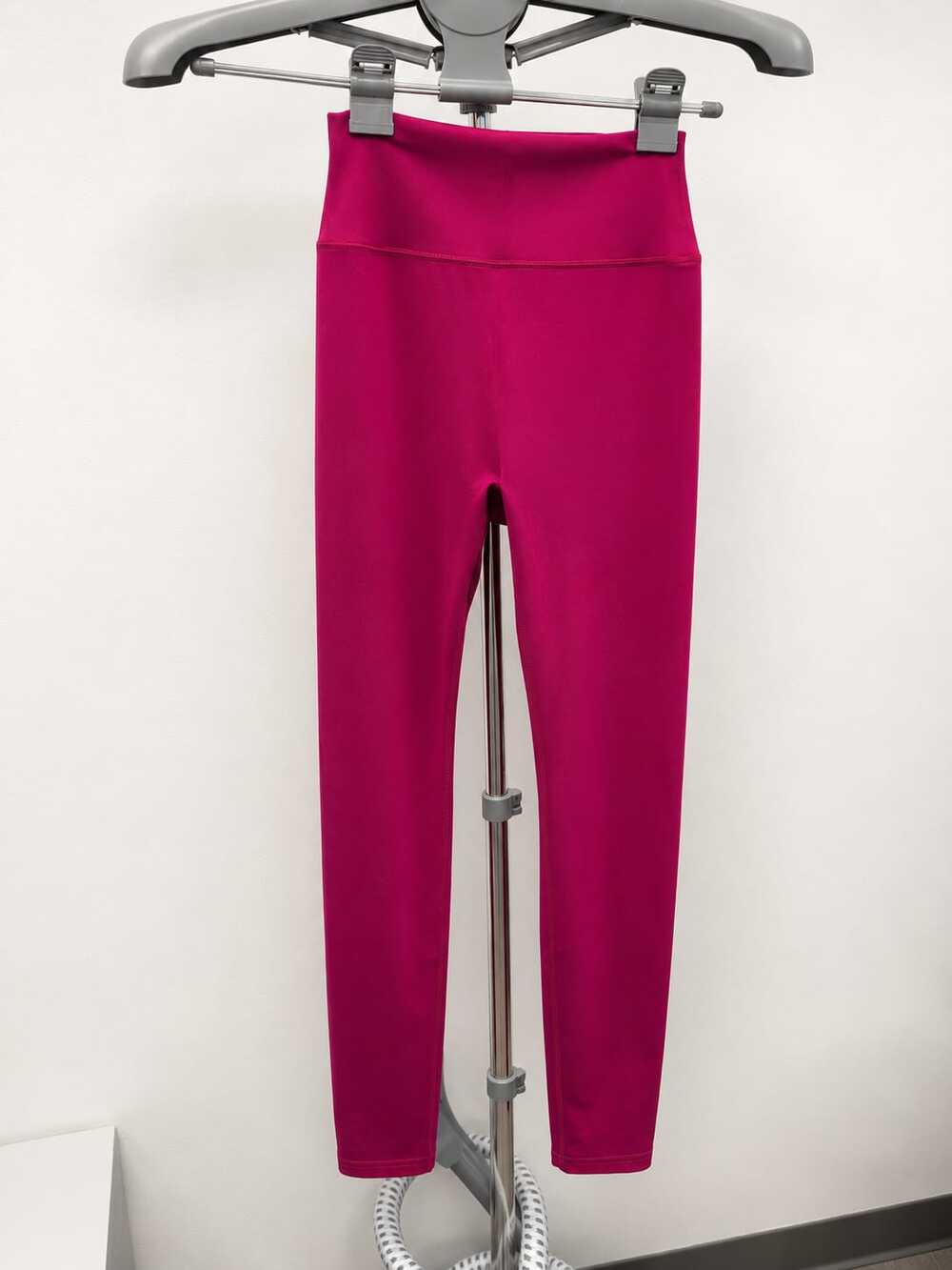Four Three Seven High Rise Pink Leggings - Small